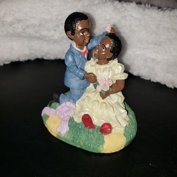 African American Figurine - Picture 1 of 8